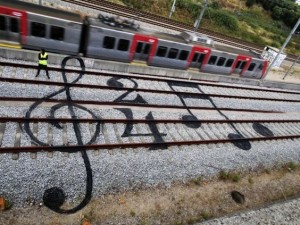 NOTA SOL ANAHTARI TREN YOLU MÜZİK SOKAK