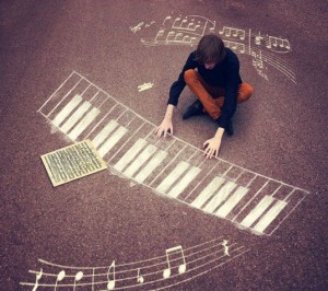 PİYANO SOKAK MÜZİK MÜZİSYEN SANATÇI